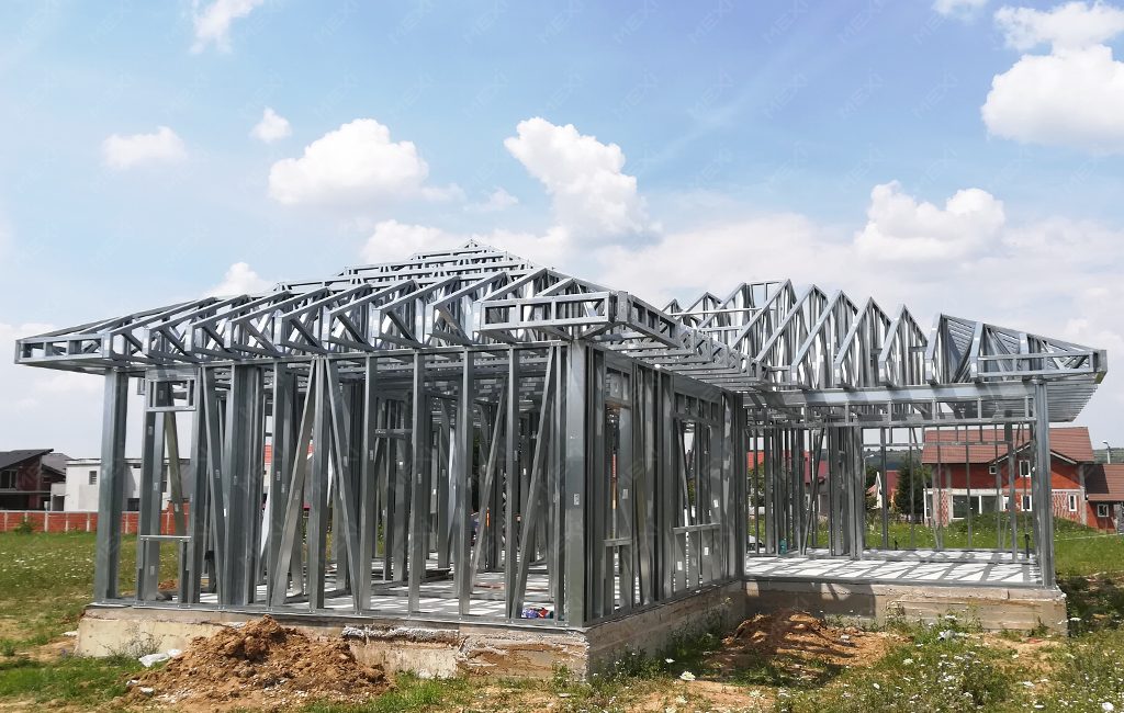 Családi ház építés MEXI acélszerkezetre