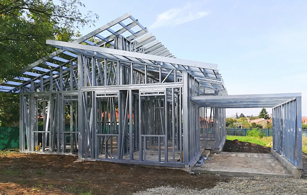 fémszerkezetes egyszintes ház
