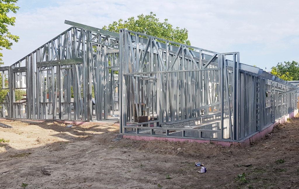 Egyszintes ház építés könnyű acélszerkezetre
