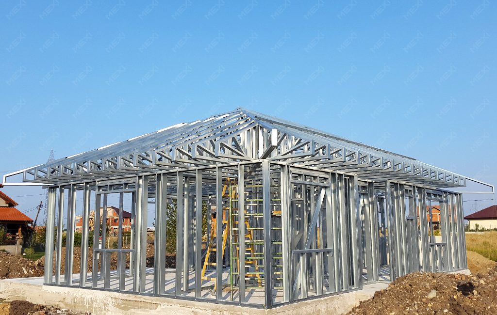földszintes fémszerkezetes ház építés