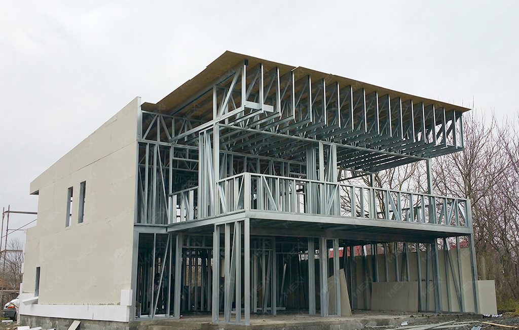 kétszintes emeletes ház építés