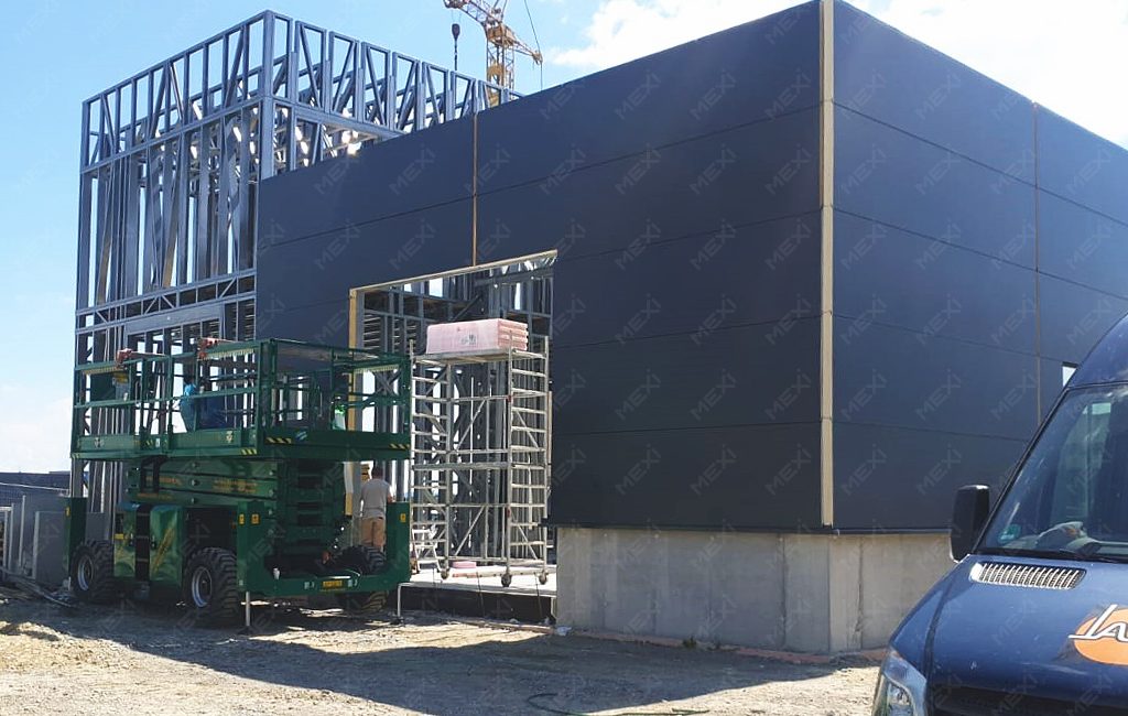 könnyű acélszerkezetes csarnok bővítés