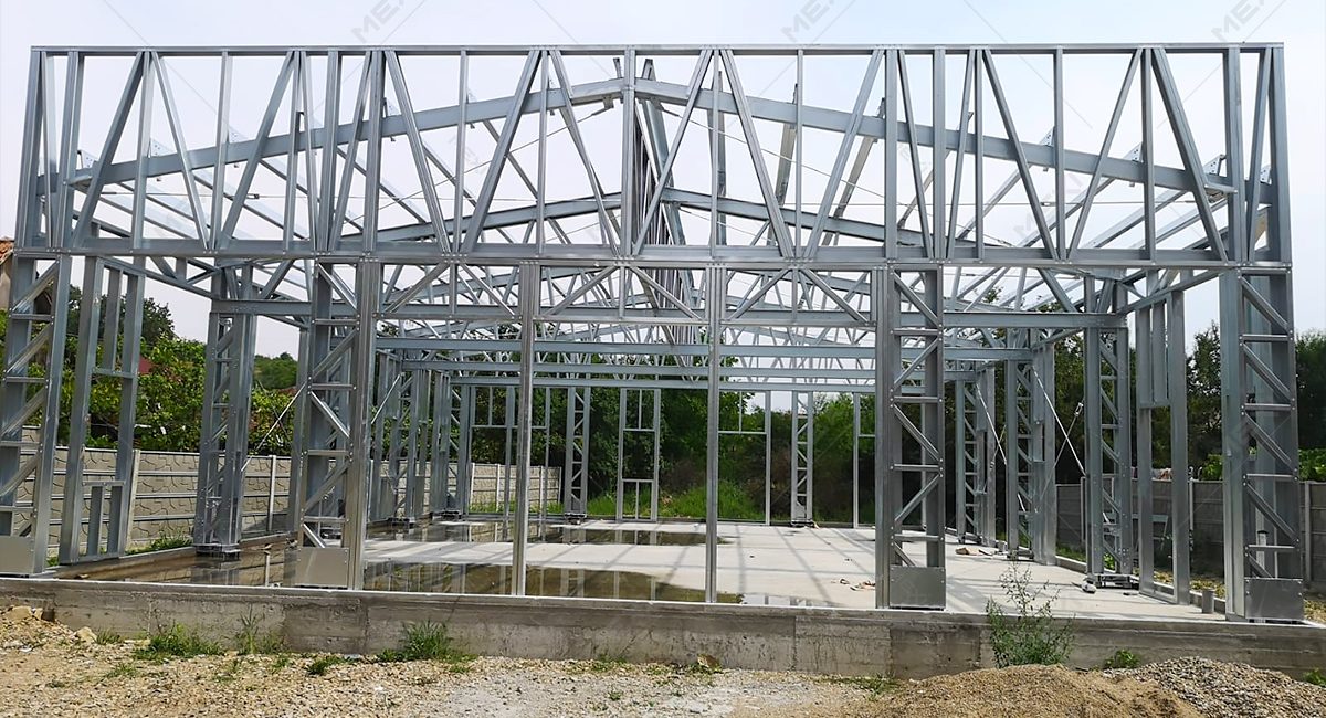 Egészségügyi központ építés könnyű fémszerkezetre