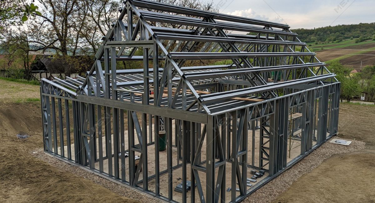 Előgyártott acélvázas lakóház építés