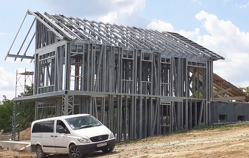 acélvázas kétszintes ház emelés