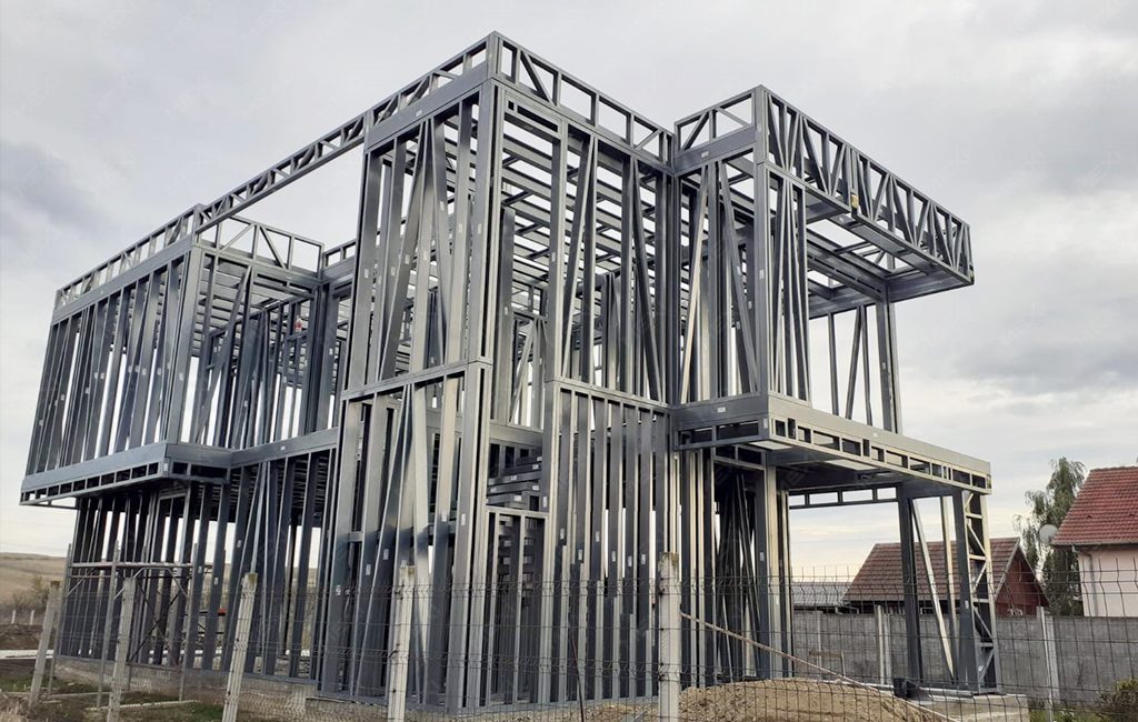 Minimalista emeletes acélszerkezetű ház