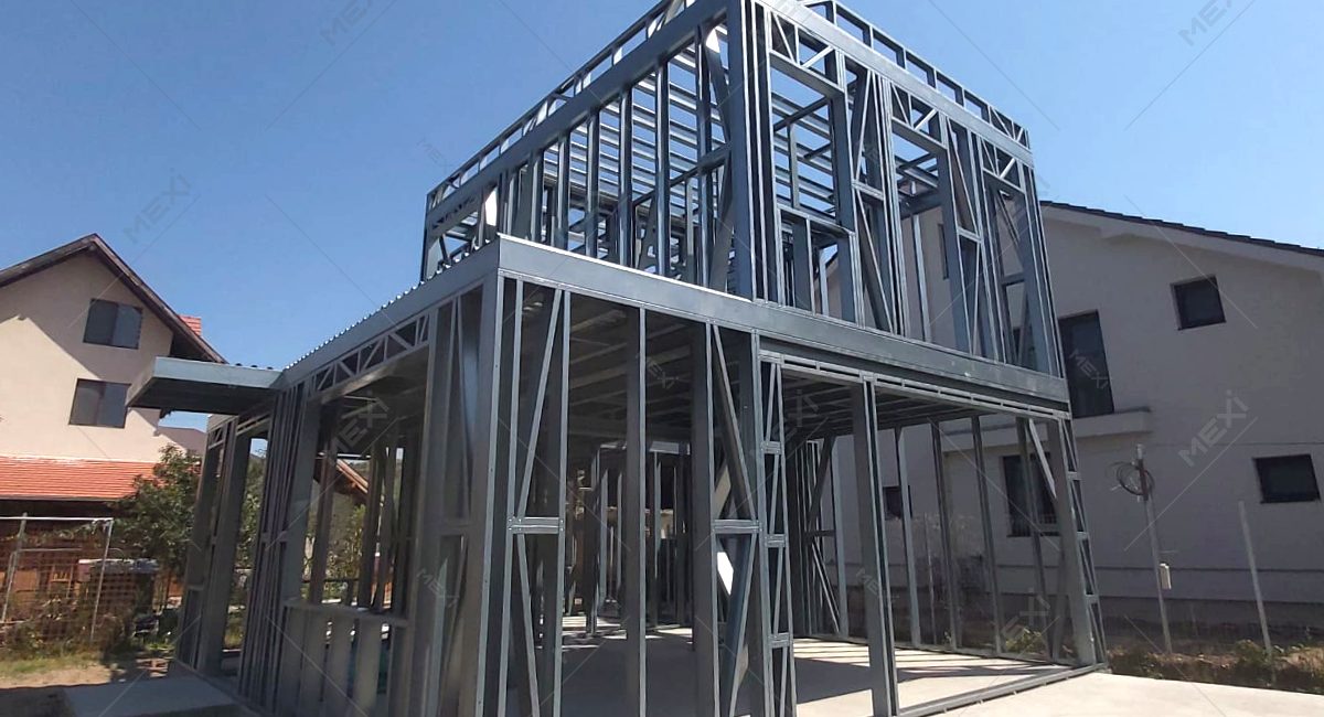 Fémszerkezetes emeletes ház építés