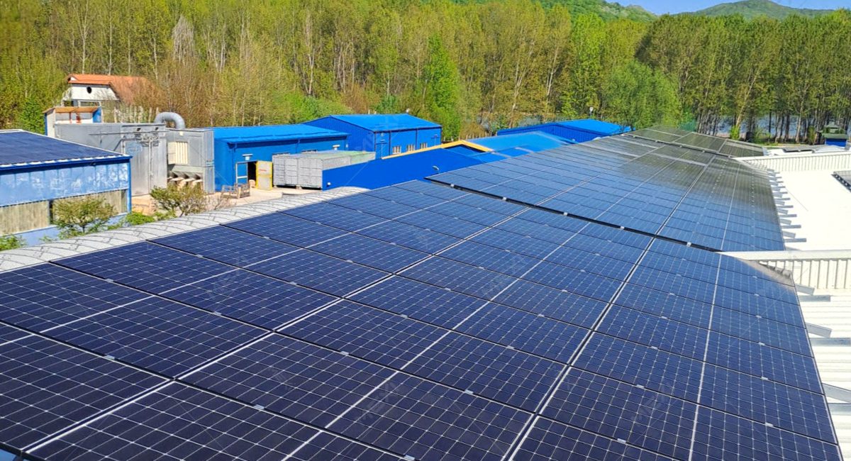 Tetőre szerelt fotovoltaikus tartószerkezet