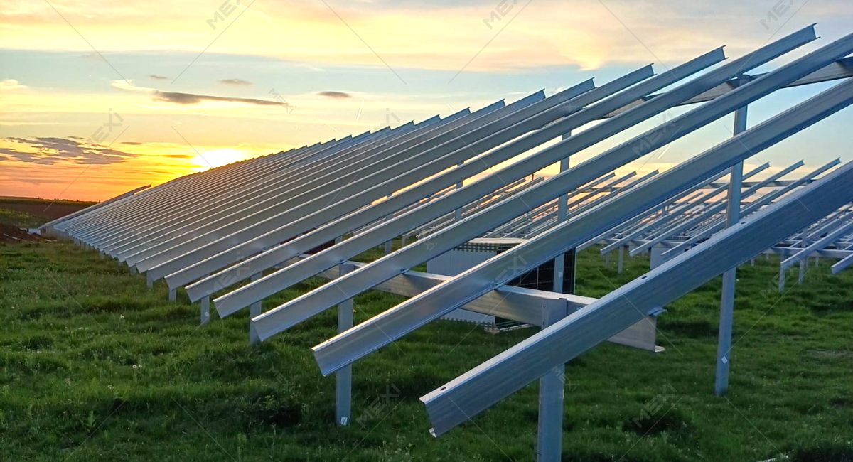 fotovoltaikus napelem tartószerkezet