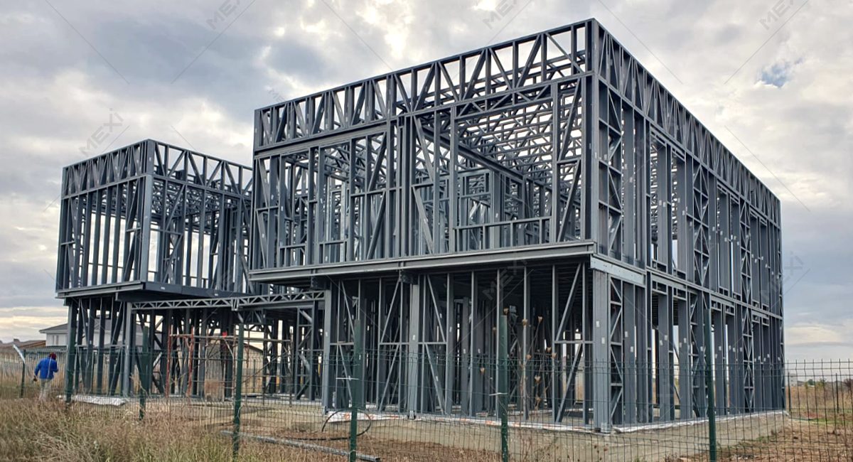 kétszintes két lakóteres ház fémszerkezet építés